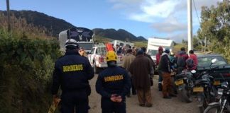 Rescatan con vida mineros atrapadostrapados en Colombia