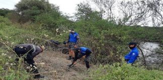 Hallan una fosa común con restos humanos en Ecuador