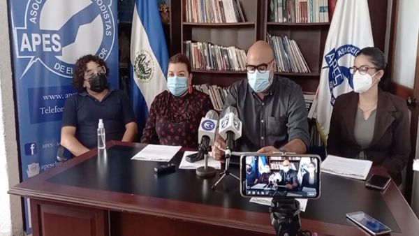 Denuncian la detención ilegal de periodista Denuncian la detención ilegal de periodista