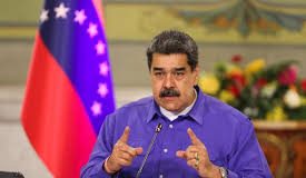 Maduro llama a unir esfuerzos para contribuir con el crecimiento del país