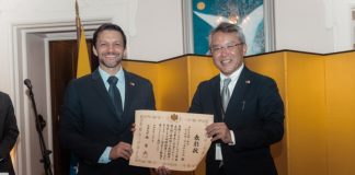 Antonio Díaz-Gobierno de Japón-homenaje