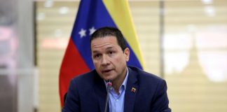 Canciller Faría-estadounidenses-privados de libertad-rechazo