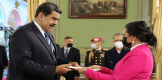 Pdte. Maduro recibe cartas credenciales de embajadora de Honduras