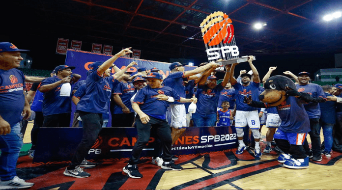 Maduro felicita a Trotamundos de Carabobo, campeones del Baloncesto