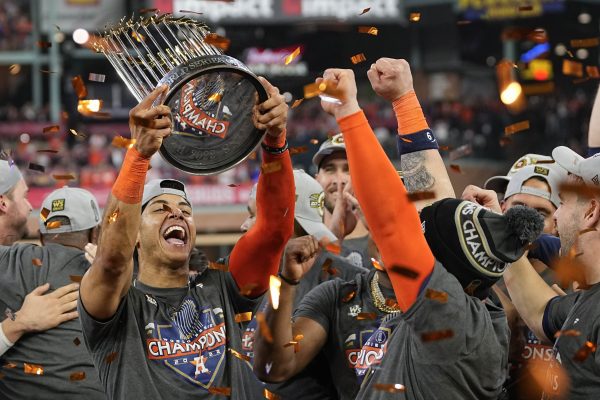 Astros atrapa título campeonil de la Serie Mundial