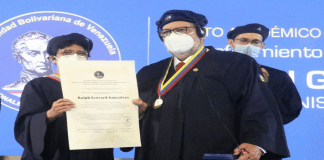 título Doctor Honoris Causa