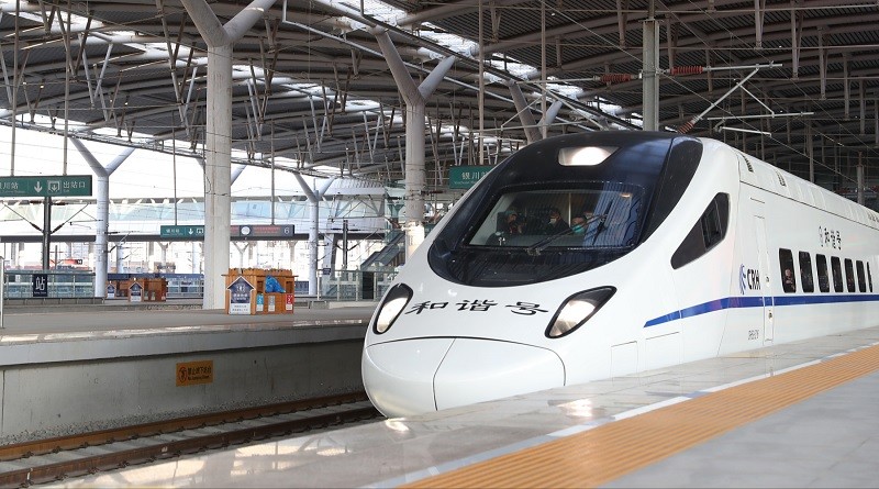 ferrocarrilç Nuevo ferrocarril de alta velocidad