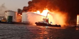 incendio en puerto colombiano