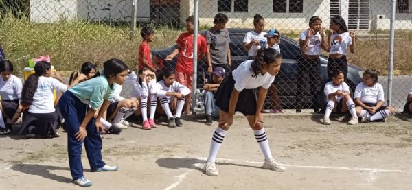 Más de 90 niñas participaron en Torneo de Kickingball en Ciudad Plaza

