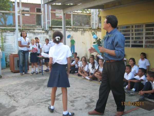 Arnaldo Jiménez-poesía-escuela