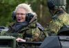 Ministra de Defensa dimite en medio de escándalo en Alemania ministra de Defensa de Alemania