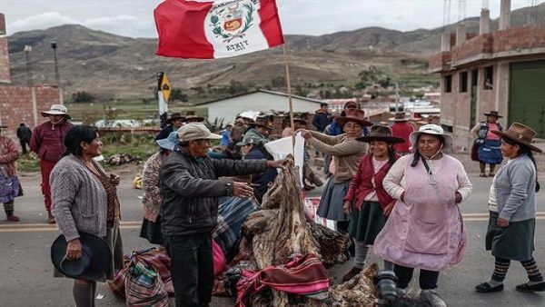 perx_protestas_bloqueo_vxas_foto_efe.jpg_1718483347 paro nacional en Perú