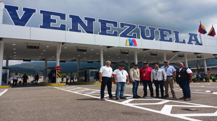 Cantv brinda asistencia en inauguración del Puente Binacional en Táchira