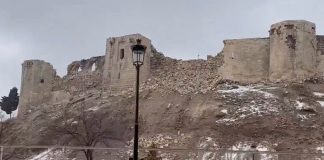 El castillo de Gaziantep se viene abajo tras el sismo. Reuters