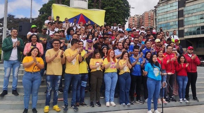 juventud Conmemorar el Día de la Juventud