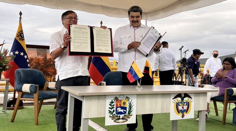 Presidentes Maduro y Petro firman Memorándum de Entendimiento Presidentes Maduro y Petro firman Memorándum de Entendimiento