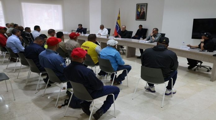 treck Reunión con trabajadores de Empresas Básicas