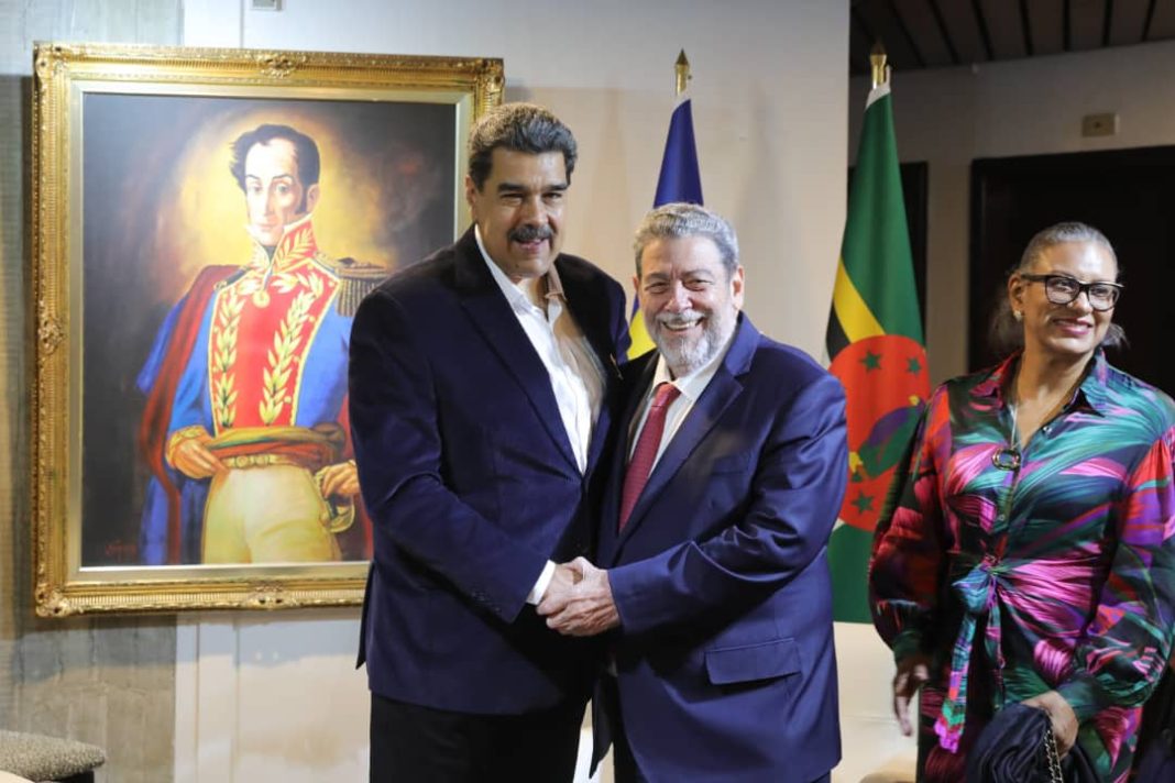 Presidente Maduro con Ralph Gonsalves, Primer Ministro de San Vicente y Las Granadinas