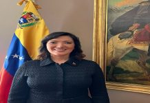 Embajadora Mary Flores entrega cartas credenciales ante el presidente de Portugal