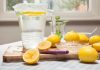 ¿Consumir agua de limón en ayunas? Así es como ayuda a la salud El agua de limón