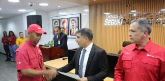 Ministro Tellechea-oficinas Pdvsa-reinauguradas