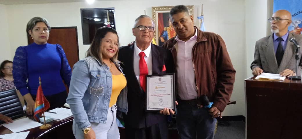 n2 Comunicadores populares