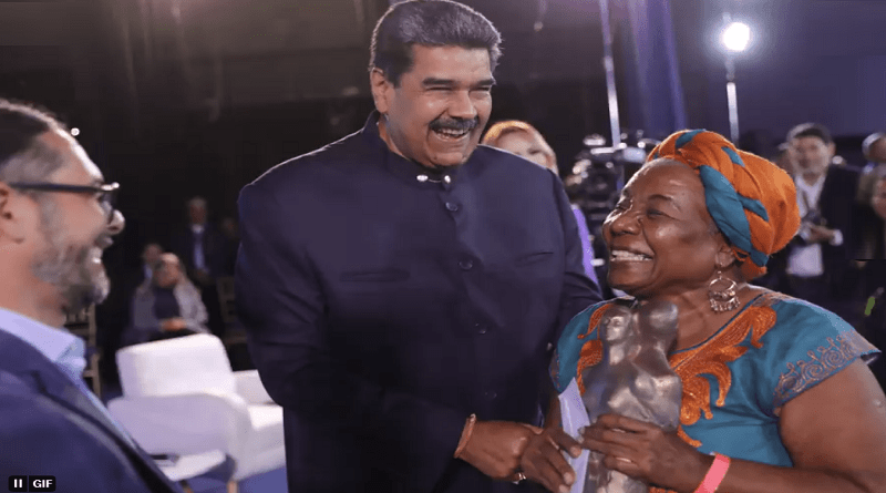 Presidente Maduro entrega Premio Nacional de Cultura 2021-2022 Presidente Maduro entrega Premio Nacional de Cultura 2021-2022