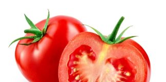 Comer el tomate crudo