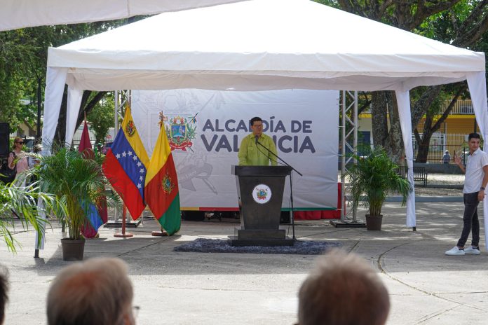 Alcalde Fuenmayor declaró año jubilar en Valencia por 160º aniversario del natalicio de Arturo Michelena (1)