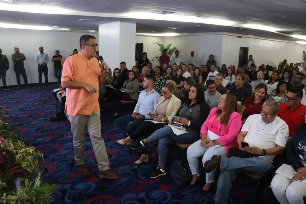 Jornada de difusión de la Ley Orgánica y Armonización de las Potestades Tributarias se llevó a cabo con éxito en Valencia (1)