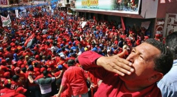 Pueblo conmemora a Chávez