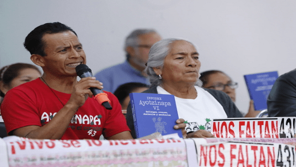 mxxico__ayotzinapa.png_1718483347 familiares de los normalistas