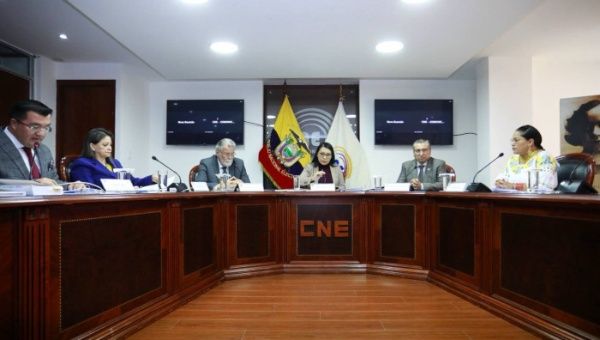 CNE de Ecuador votaciones en el exterior