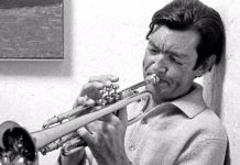 Julio Cortázar tocando la trompeta