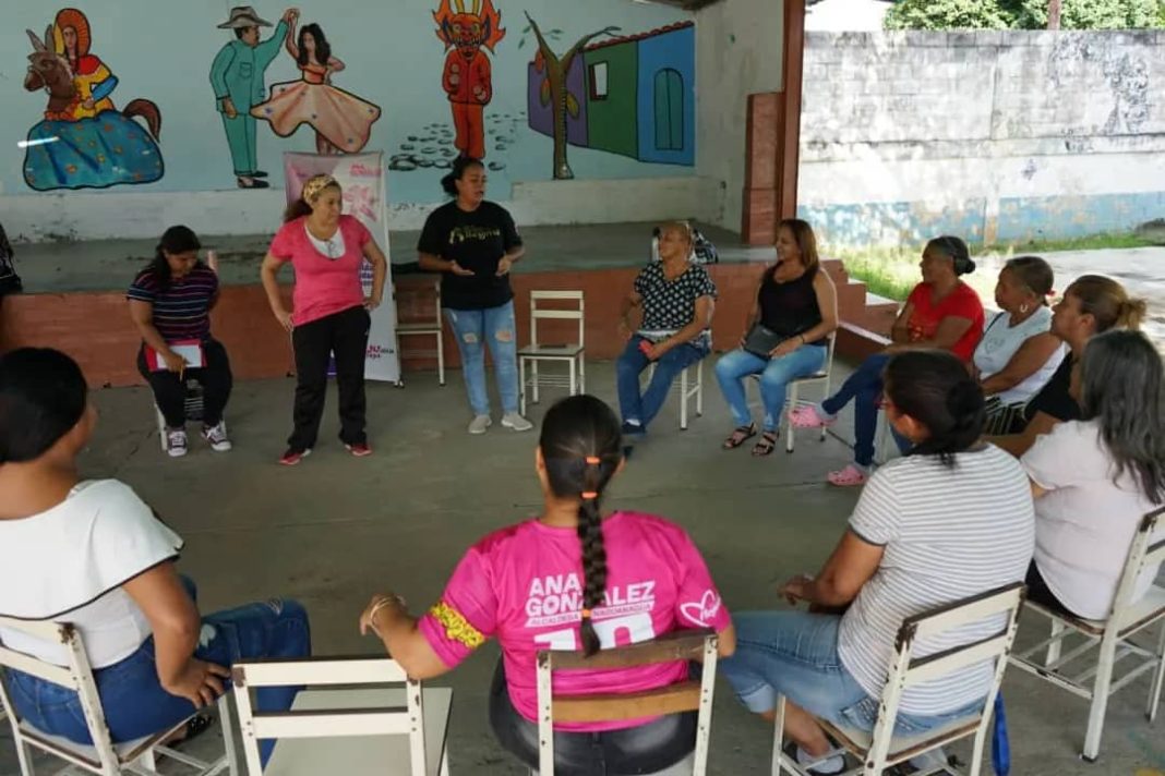 WhatsApp Image 2023-08-27 at 12.08.00 PM Programa “Mujeres con Esencia” promueve el liderazgo femenino en Naguanagua