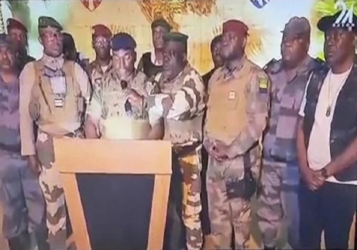 Militares en Gabón