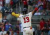 Ronald Acuña Jr. a punto de llegar a los 40-40 con sus jonrones 33 y 34 Ronald Acuña Jr.