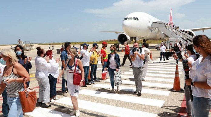 Pueblo venezolano respalda políticas turísticas del Gobierno nacional Pueblo venezolano respalda políticas turísticas del Gobierno nacional