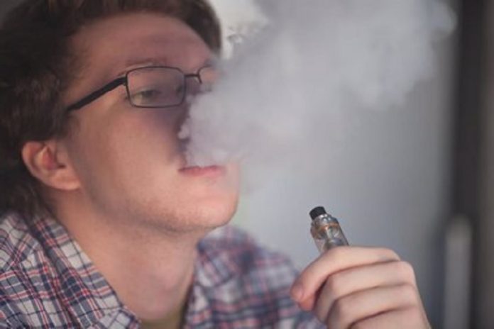 vapeo El consumo de tabaco y vapeo en escuelas