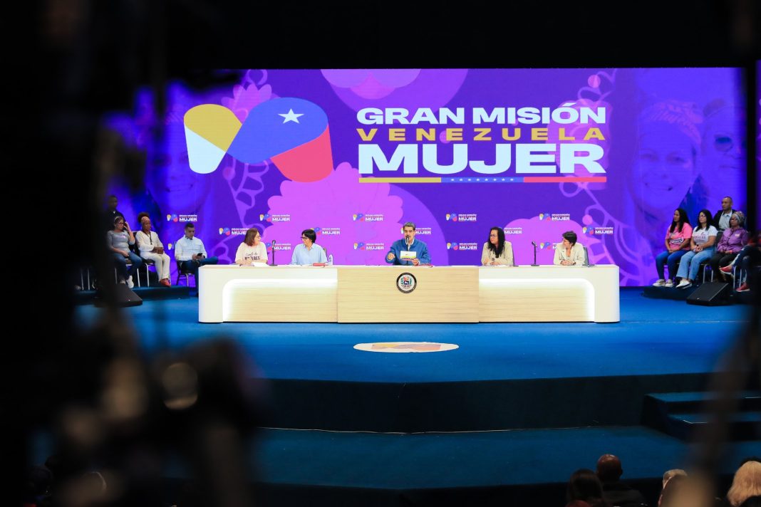 Gran Misión Venezuela Mujer-Presidente Maduro