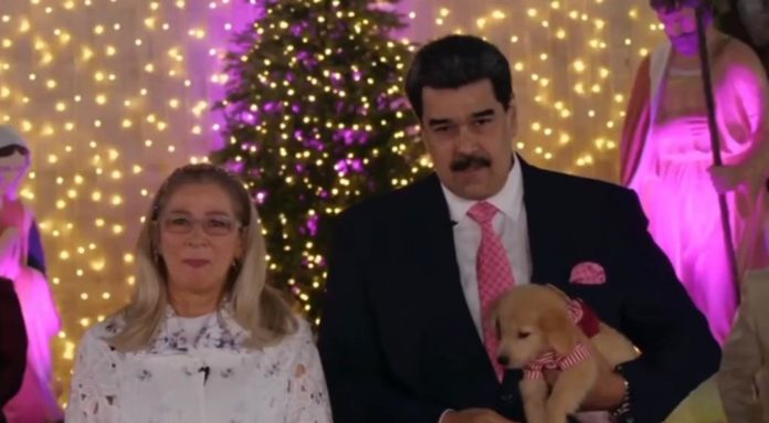 Maduro decreta Navidades Felices a partir del 1° de Noviembre Maduro decreta Navidades Felices a partir del 1° de Noviembre