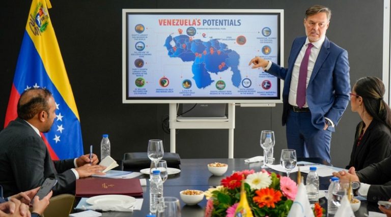 Venezuela expone potencialidades turísticas al Estado de Qatar Venezuela expone potencialidades turísticas al Estado de Qatar