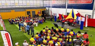 Atletas criollos reciben Beca Deportiva Simón Bolívar