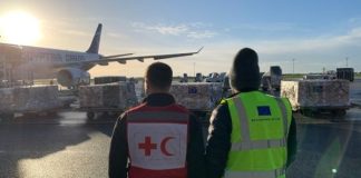 Dos nuevos vuelos con ayuda humanitaria