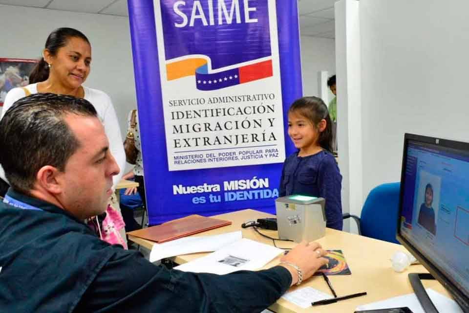 cédula por primera vez