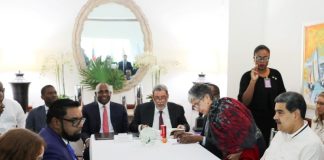 Nicolas-Maduro-e-Irfan-Ali-Esequibo-Guayana Esequiba-San Vicente y las Granadinas