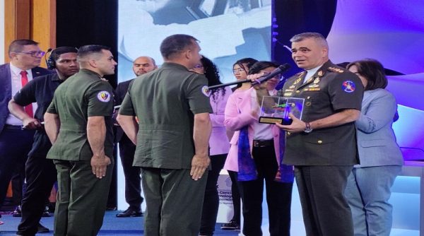 PREMIOS 