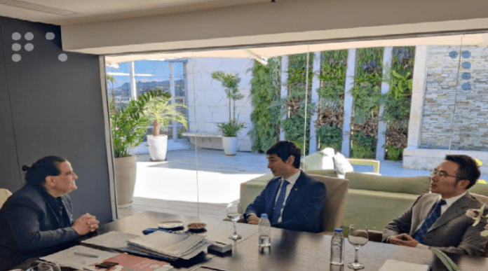 Venezuela y China evalúan oportunidades de inversión