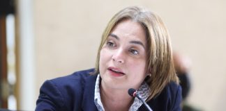Ministra Gabriela Jiménez-científicos