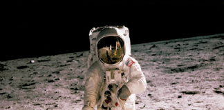 Llegada de humanos a la Luna
